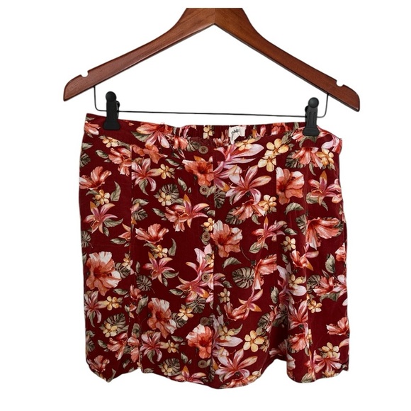 5/20$ Garage Floral Skirt with Red and Orange Blooms with pockets size large - Picture 1 of 5